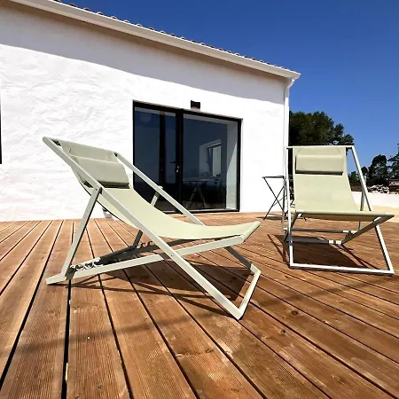 Beautiful Farm Near Rogil W Floor Heating